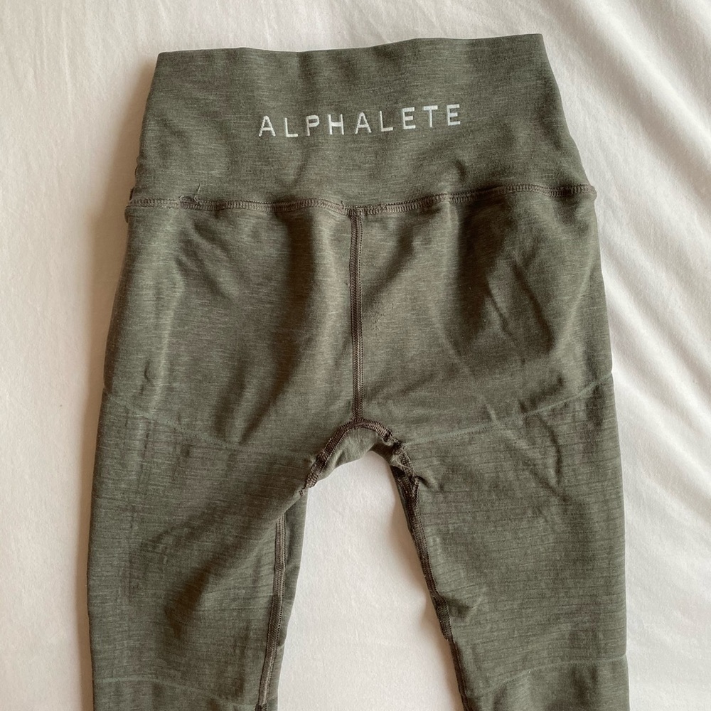 Alphalete leggings